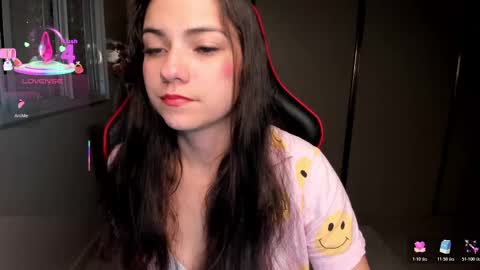 Snapshot of ivyy_scott chatting on November 16, 2025, 11:21 pm Ivvy online show from November 16, 2025, 11:21 pm