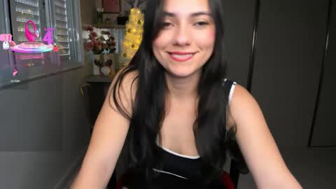 Snapshot of ivyy_scott chatting on November 22, 2025, 2:05 pm Ivvy online show from November 22, 2025, 2:05 pm