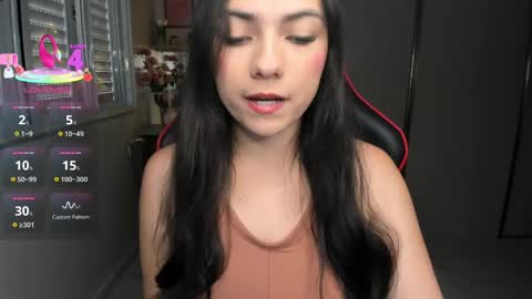 Snapshot of ivyy_scott chatting on November 23, 2025, 1:00 pm Ivvy online show from November 23, 2025, 1:00 pm