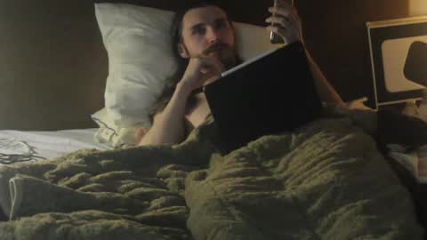 iwhitesmurf online show from November 28, 2025, 8:50 am