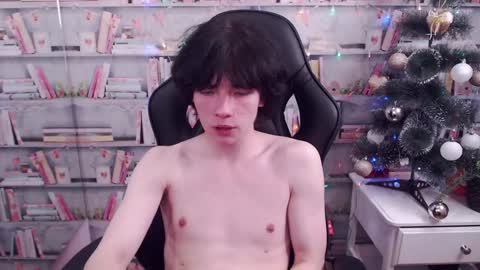 Maxim online show from December 21, 2024, 1:04 am