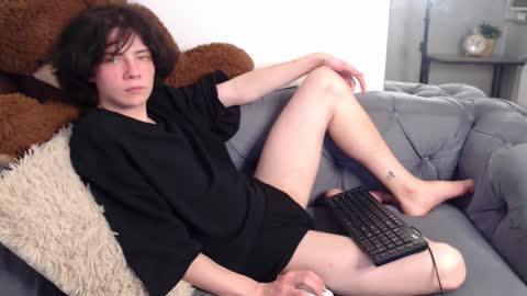 Maxim online show from February 28, 2025, 9:12 pm