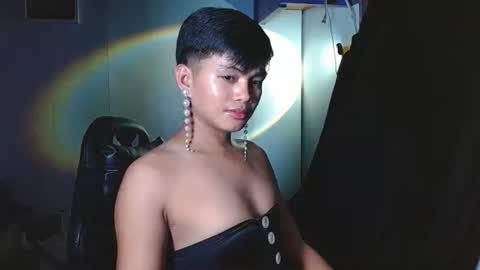 iya143 online show from October 30, 2025, 7:10 am