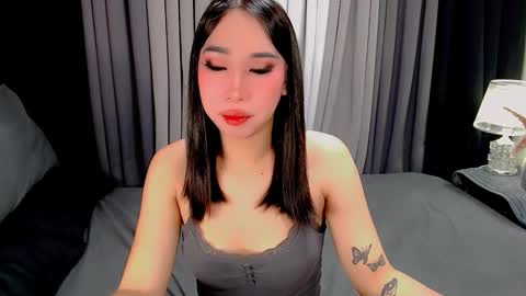 Snapshot of iyanna_ivelle chatting on November 19, 2025, 6:19 pm UR LOVELY IYANNA online show from November 19, 2025, 6:19 pm