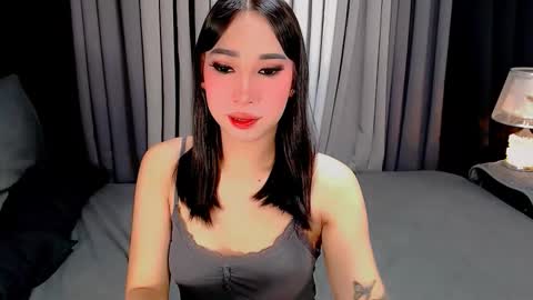 Snapshot of iyanna_ivelle chatting on November 24, 2025, 7:02 pm UR LOVELY IYANNA online show from November 24, 2025, 7:02 pm