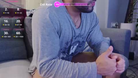 Snapshot of izaak_lover chatting on September 17, 2025, 11:39 pm Izaak online show from September 17, 2025, 11:39 pm