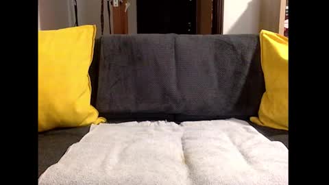 izzy53220 online show from November 19, 2025, 8:47 am