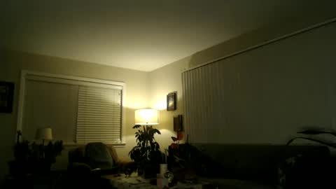 j_acquassanta online show from March 5, 2025, 5:50 am