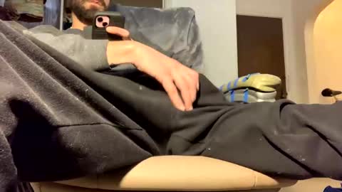 Snapshot of j_boogie_mane chatting on January 4, 2025, 12:05 am j boogie online show from January 4, 2025, 12:05 am