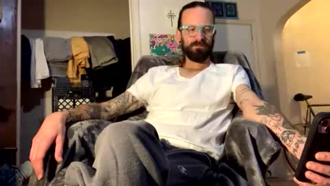 Snapshot of j_boogie_mane chatting on December 20, 2025, 9:05 am j boogie online show from December 20, 2025, 9:05 am