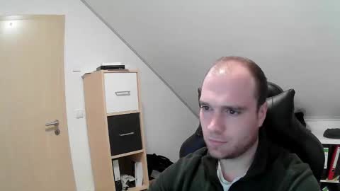 here4y online show from October 23, 2025, 10:14 am