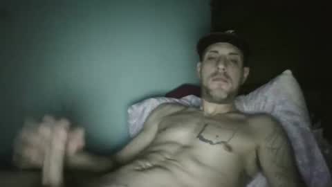 Snapshot of j_lion85 chatting on November 6, 2025, 9:32 am j_lion85 online show from November 6, 2025, 9:32 am