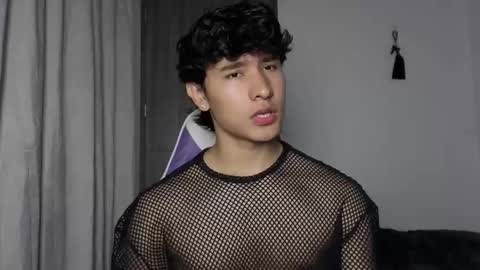 Snapshot of j_u_p_i_t_e_r chatting on November 23, 2025, 4:51 pm Noah online show from November 23, 2025, 4:51 pm