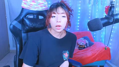 Snapshot of jaadee18 chatting on December 28, 2024, 3:37 am jade 18 online show from December 28, 2024, 3:37 am