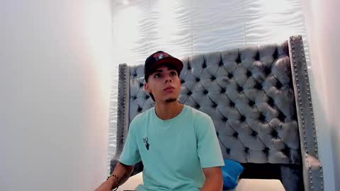 Jacoock online show from November 19, 2025, 3:50 am