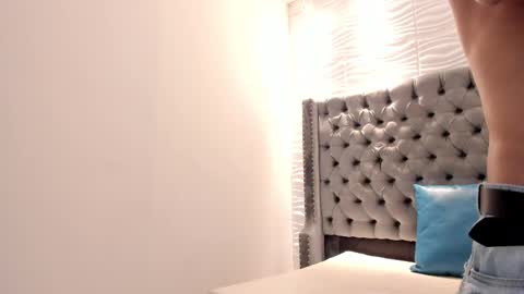 Jacoock online show from November 27, 2025, 4:03 am