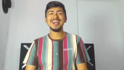 Snapshot of jack03xx_ chatting on January 22, 2025, 12:27 pm Jack online show from January 22, 2025, 12:27 pm