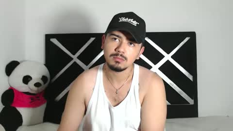 Snapshot of jack03xx_ chatting on November 17, 2025, 9:31 pm Jack online show from November 17, 2025, 9:31 pm