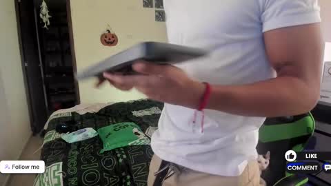 Snapshot of jack_castell chatting on October 4, 2025, 10:46 am JACK CASTELL online show from October 4, 2025, 10:46 am