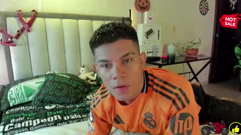 Snapshot of jack_castell chatting on October 16, 2025, 2:18 pm JACK CASTELL online show from October 16, 2025, 2:18 pm