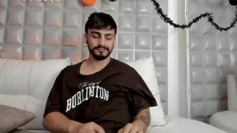 JACK DANIEL online show from October 22, 2025, 3:45 pm