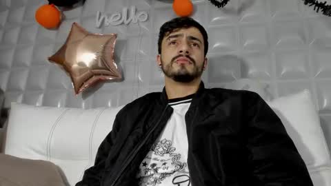 JACK DANIEL online show from November 3, 2025, 1:01 pm