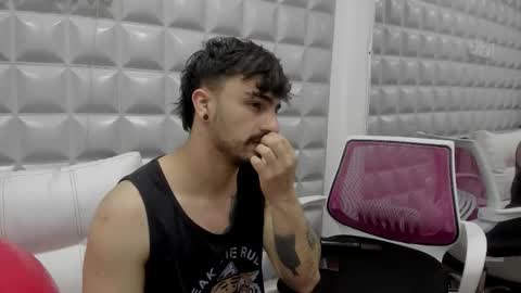 JACK DANIEL online show from December 2, 2025, 1:28 pm