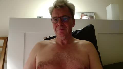 jackblack650 online show from October 6, 2025, 10:51 pm