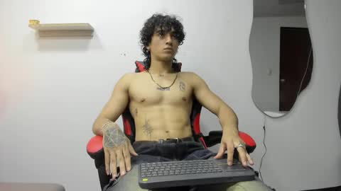 Snapshot of jackestaylor chatting on October 23, 2025, 5:07 am Jackes Taylor online show from October 23, 2025, 5:07 am