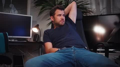 Colten Carter online show from November 12, 2025, 4:57 am