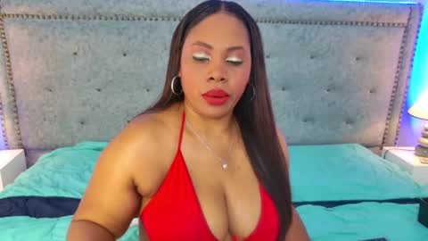Snapshot of jackynorriss chatting on February 5, 2025, 12:06 pm Jacky Norriss online show from February 5, 2025, 12:06 pm