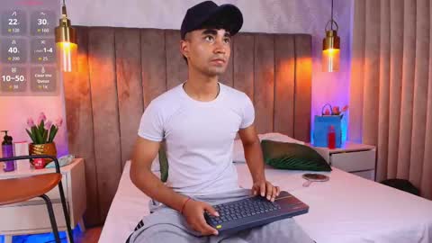 Snapshot of jacob_606 chatting on September 12, 2025, 8:42 pm Jacobo online show from September 12, 2025, 8:42 pm