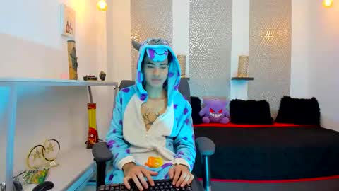 jacob_blackwell online show from November 5, 2025, 7:47 pm