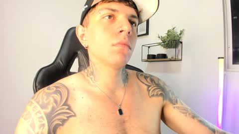 Snapshot of jacobb116 chatting on February 6, 2025, 2:22 am jacobb116 online show from February 6, 2025, 2:22 am