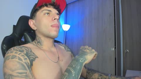 jacobb116 online show from November 25, 2025, 1:16 am