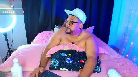 Snapshot of jacoob_woods chatting on March 6, 2025, 5:46 am daddy sir master bear online show from March 6, 2025, 5:46 am