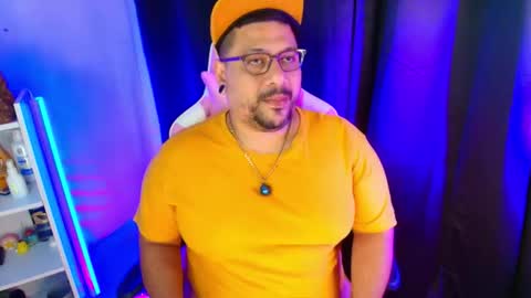 Snapshot of jacoob_woods chatting on November 29, 2025, 11:13 am daddy sir master bear online show from November 29, 2025, 11:13 am