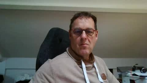 FineAndSimple online show from October 23, 2025, 12:26 pm