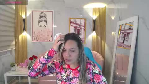 Snapshot of jade_jones_a chatting on November 2, 2025, 3:31 am Jade online show from November 2, 2025, 3:31 am