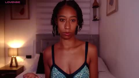 Snapshot of jade_obi chatting on February 3, 2025, 2:45 pm Jade smile online show from February 3, 2025, 2:45 pm