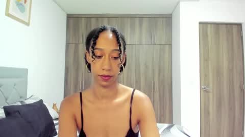 Snapshot of jade_obi chatting on September 16, 2025, 2:40 pm Jade smile online show from September 16, 2025, 2:40 pm