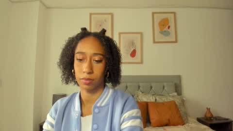 Snapshot of jade_obi chatting on October 11, 2025, 6:06 pm Jade smile online show from October 11, 2025, 6:06 pm