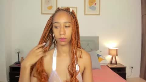 Snapshot of jade_obi chatting on November 5, 2025, 2:50 pm Jade smile online show from November 5, 2025, 2:50 pm