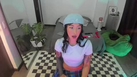 Jade  independent model online show from November 17, 2025, 10:43 am