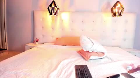 Snapshot of jade_scarllet chatting on December 6, 2024, 6:59 am karlla scarlet online show from December 6, 2024, 6:59 am