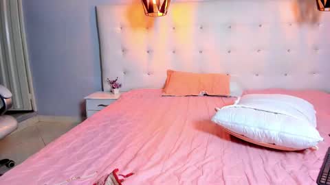 Snapshot of jade_scarllet chatting on December 21, 2024, 7:35 am karlla scarlet online show from December 21, 2024, 7:35 am