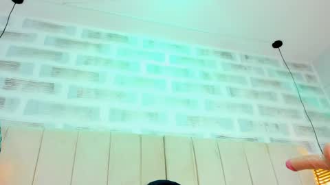 Snapshot of jade_swet chatting on January 15, 2025, 11:32 am jade swet online show from January 15, 2025, 11:32 am