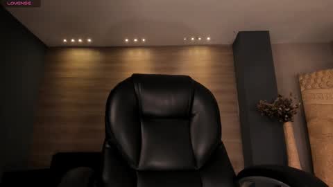 Snapshot of jadeevansx chatting on March 11, 2025, 4:07 pm JADE EVANS online show from March 11, 2025, 4:07 pm