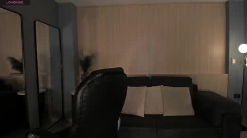 Snapshot of jadeevansx chatting on December 14, 2025, 12:21 pm JADE EVANS online show from December 14, 2025, 12:21 pm