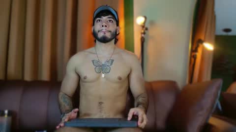 Snapshot of jadenfeynman chatting on November 10, 2025, 3:16 am Jaden Feynman online show from November 10, 2025, 3:16 am